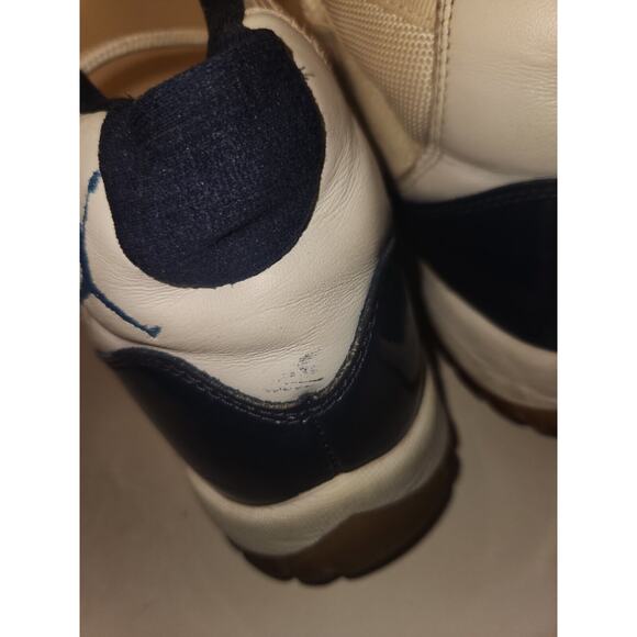 Size 8 - Jordan 11 Retro Win Like '82 2017 "378037-123" - Picture 5 of 9